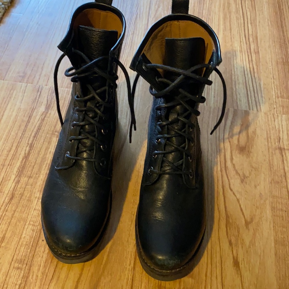 Frye combat boots size 7.5